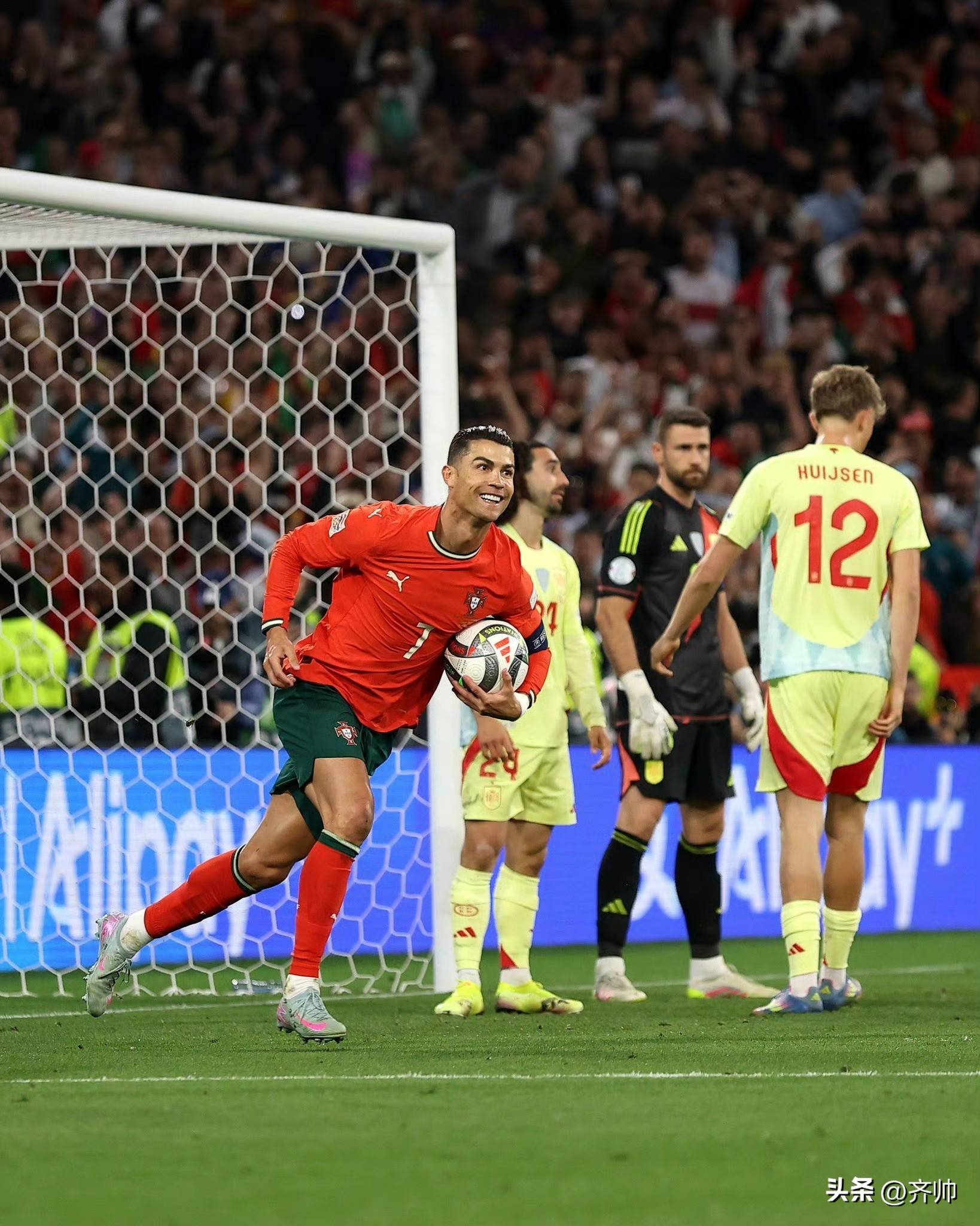 爱游戏体育-关于C罗关键节点突破纪录，中国队带队取胜！的信息