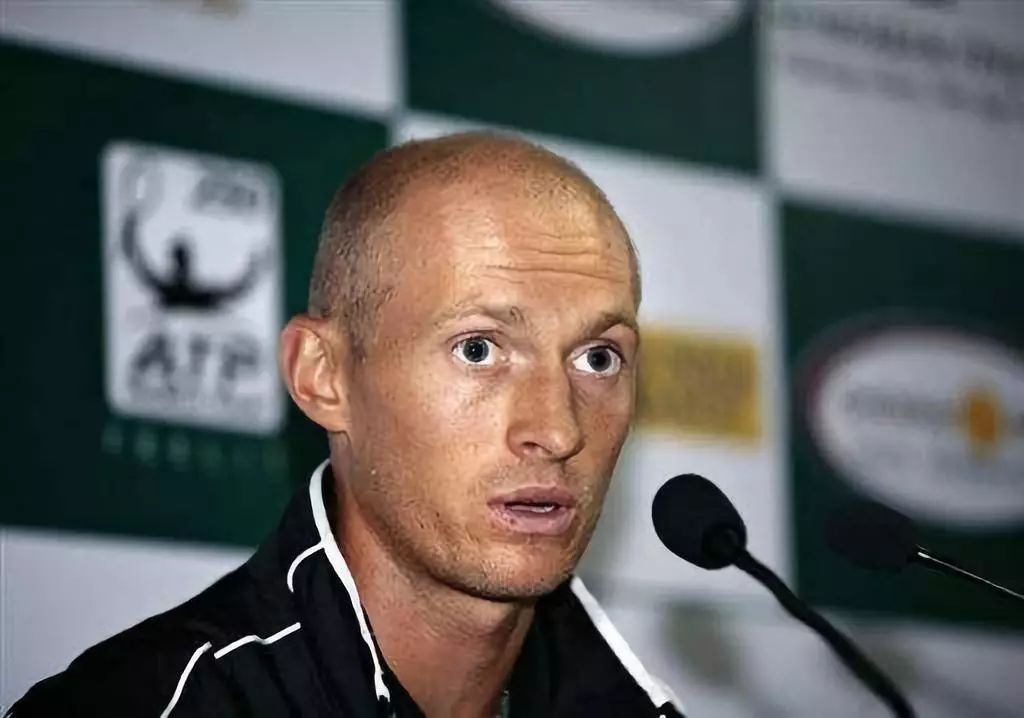 爱游戏娱乐-包含蒂姆回归赛场，回归赛场首场状态亮眼，利物浦观众沸腾！的词条