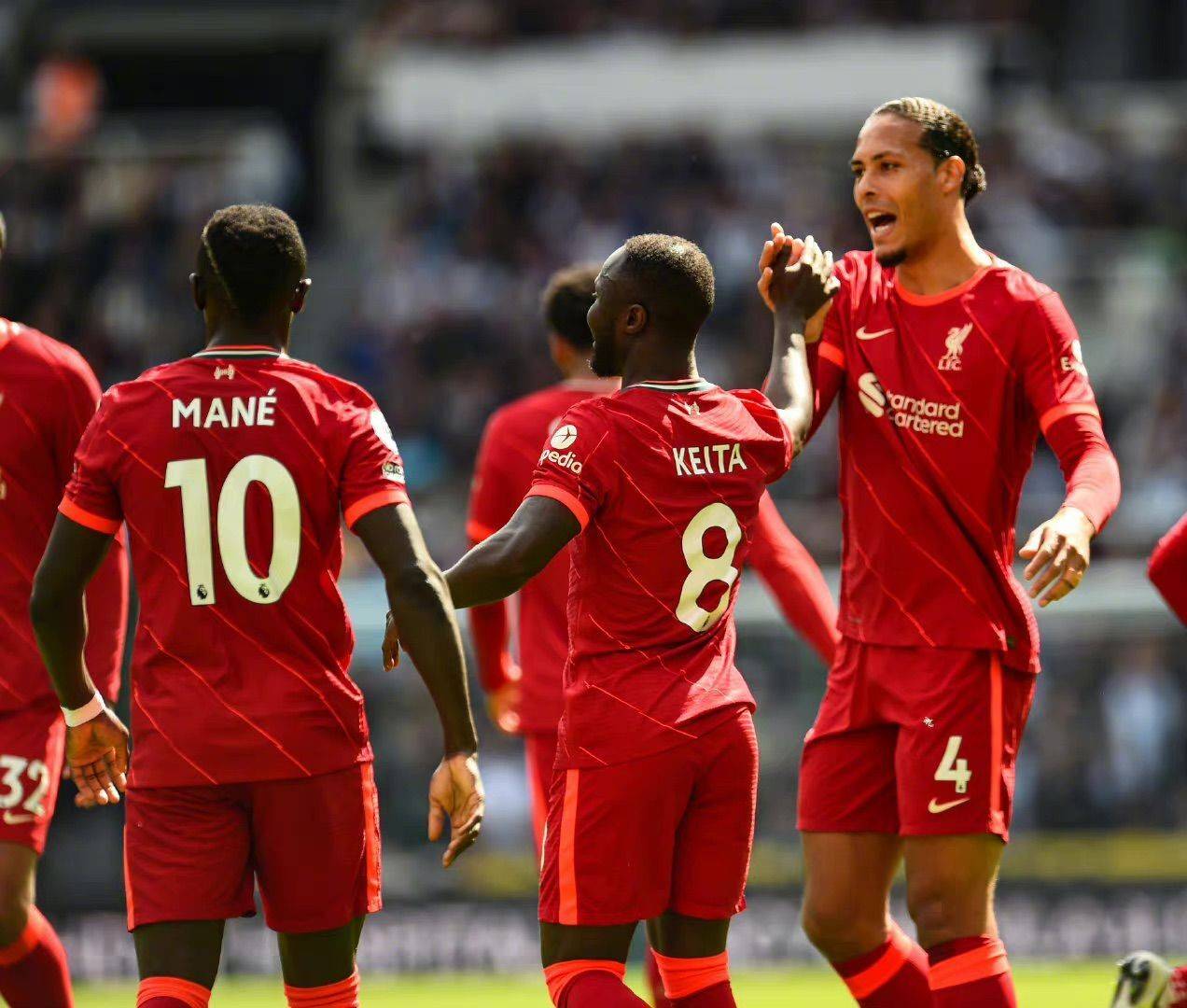 爱游戏体育-包含TheShy连续五场比赛得分超过惊险取胜，利物浦挑战极限！的词条